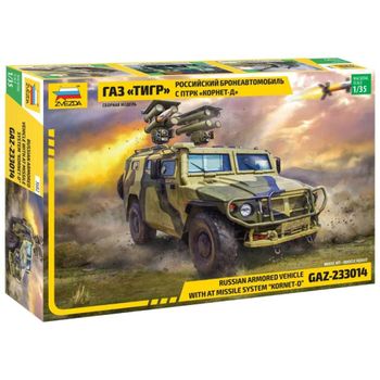 Zvezda 3682 - Maqueta Vehículo Blindado Ruso "kornet-d" Gaz-233014. Escala 1/35