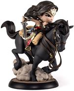 Figura Qfig Max DC Wonder Woman a caballo 15cm