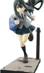 Figura Good Smile My Hero Academia Tsuyu con uniforme escolar 18cm