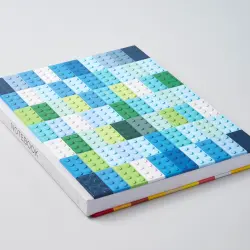 Cuaderno ilustrado con ladrillos LEGO